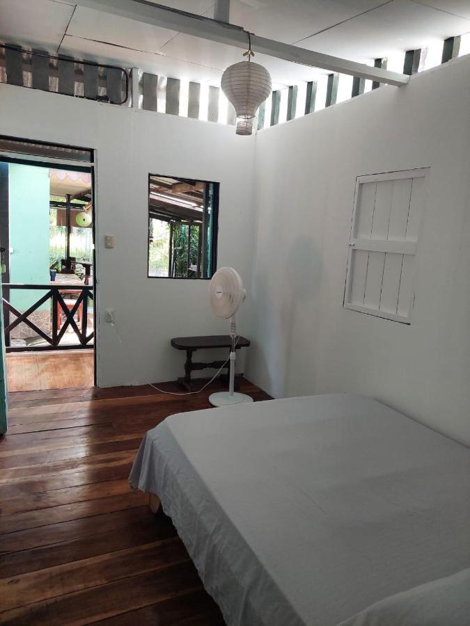 Mar Caribe Pv Hotel Puerto Viejo de Talamanca Bagian luar foto