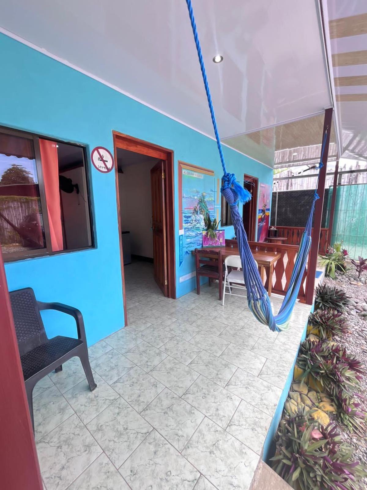 Mar Caribe Pv Hotel Puerto Viejo de Talamanca Bagian luar foto