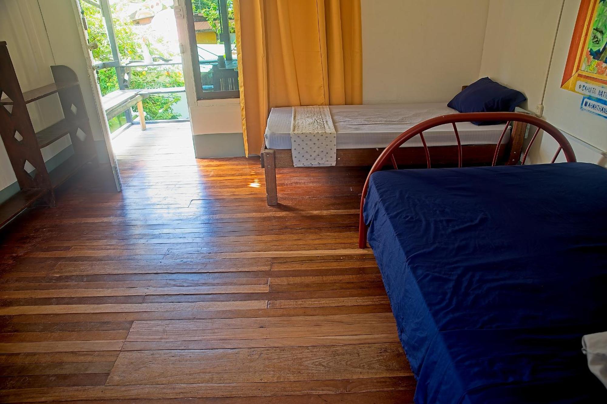 Mar Caribe Pv Hotel Puerto Viejo de Talamanca Bagian luar foto